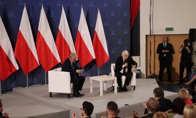 Jarosław Kaczyński w Radomiu całość spotkania bez cenzury